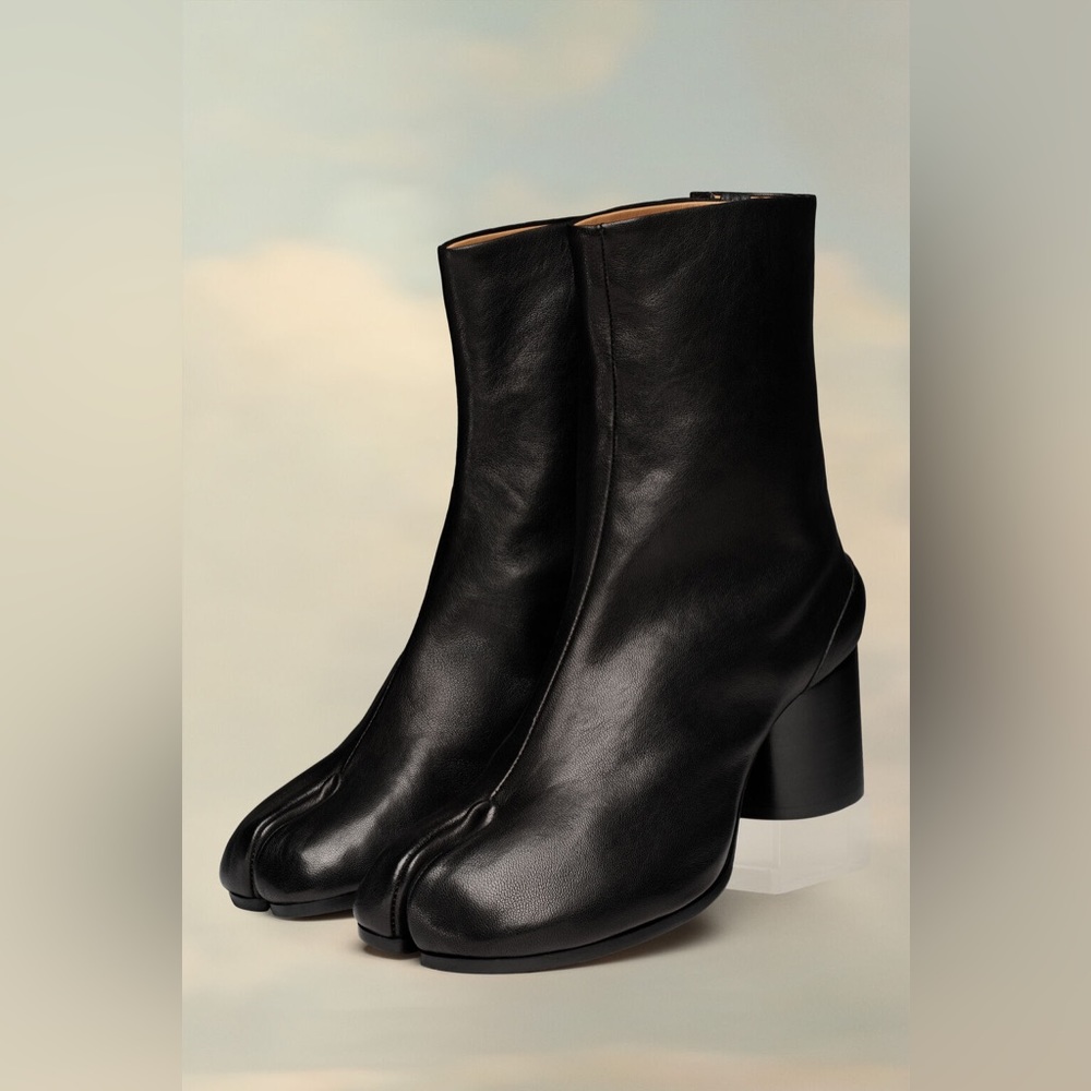 Maison Martin Margiela Black Tabi Leather Heeled Boots